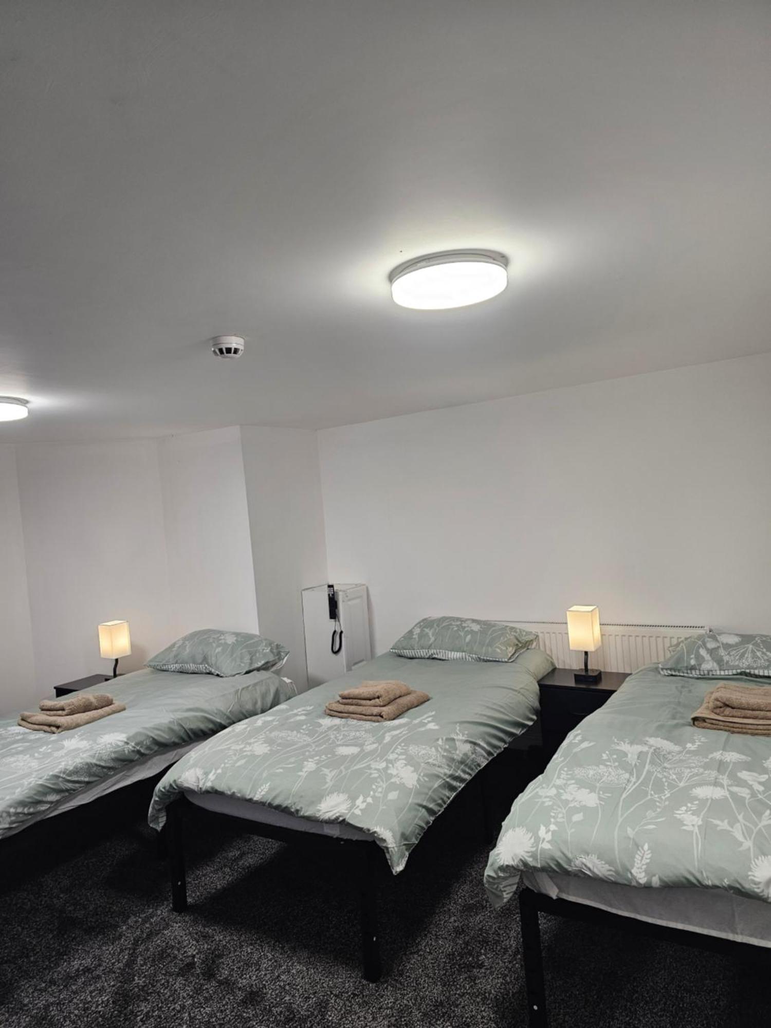 Basement Apartment City Centre Манчестер Экстерьер фото
